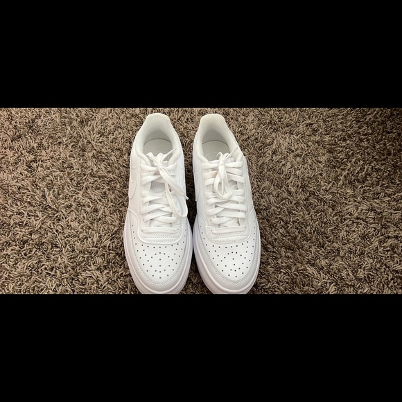 Nike Court Vision - Picture 2 of 4